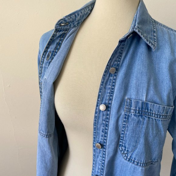 St. John's Bay Denim Collection Button-Up Shirt size S - Picture 8 of 16